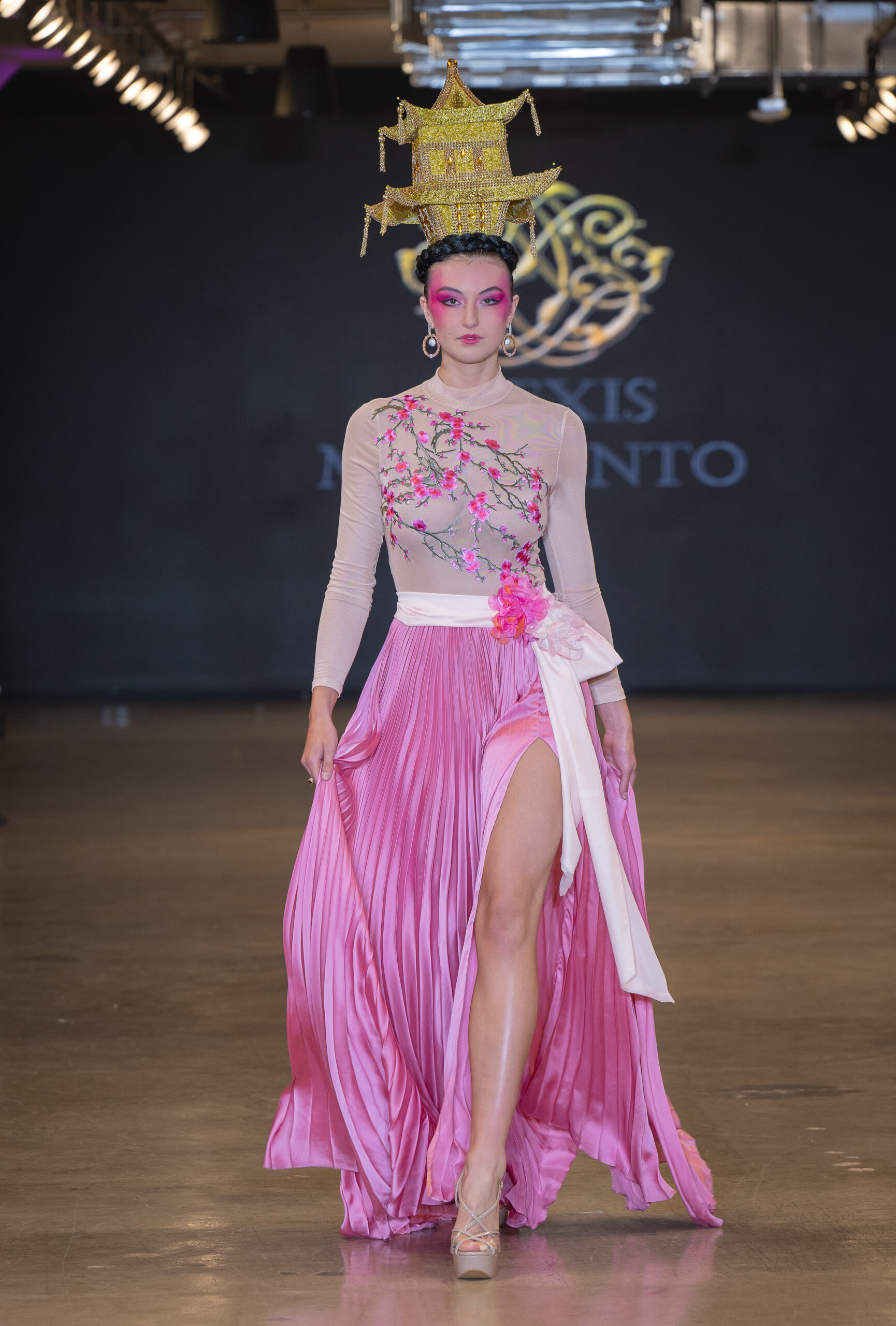 los angeles dress designers L.A. fashion designers open their doors