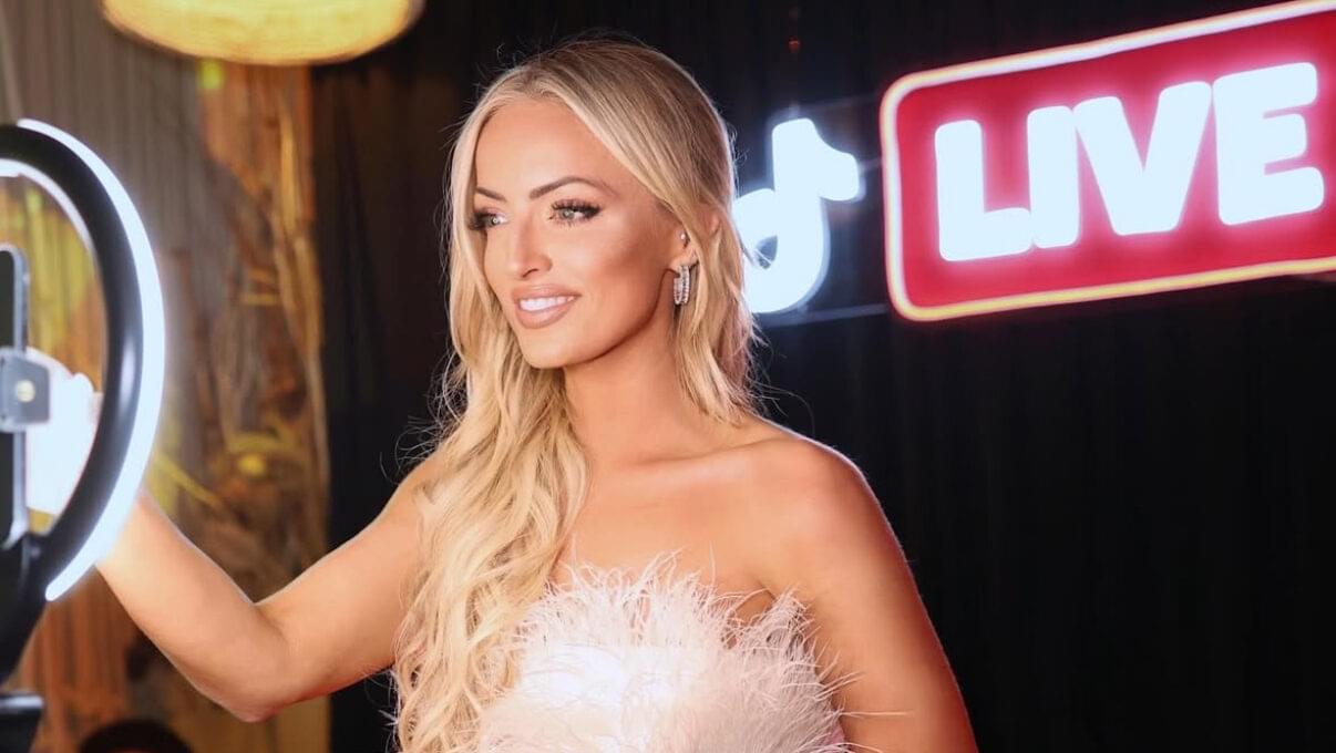 Gabriella Gomez: The Livestreamer Redefining Talk TV on TikTok